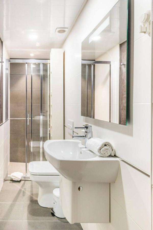 Sweet Room Barcelona L'Hospitalet de Llobregat Bagian luar foto